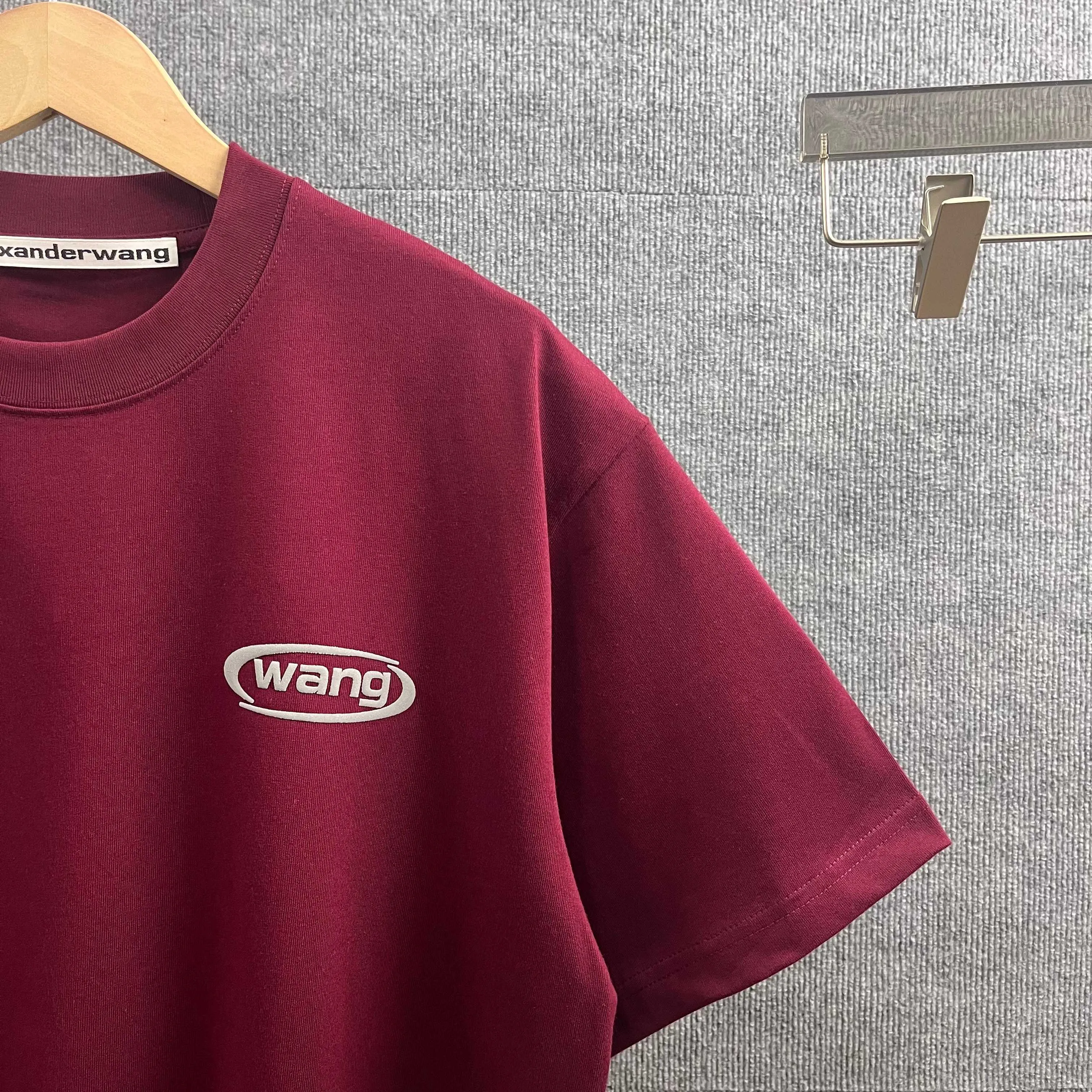 * * *alexa 2026 New Arrival wang logo T Same Style ：Black White Red Size： S （90-130 ） M （120-150 ） L （140-165 ） XL （160-180 ） XXL （180 ）